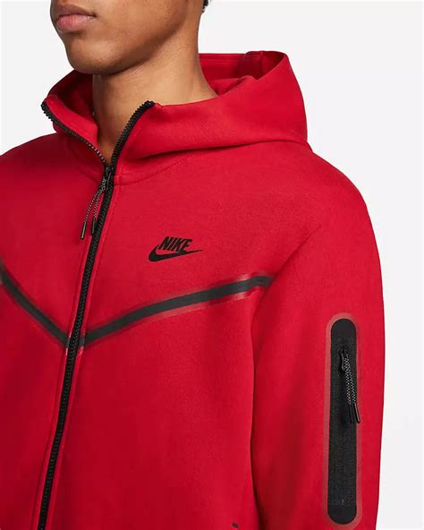 Red Tech Fleece (20) 